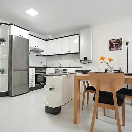 Galihost - Con Parking Frente A La Playa De Rodeira Apartamento